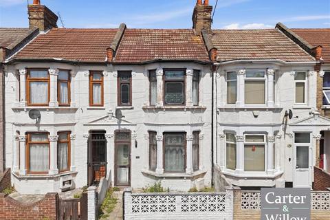 3 bed property, in St Awdrys Road, £415,000