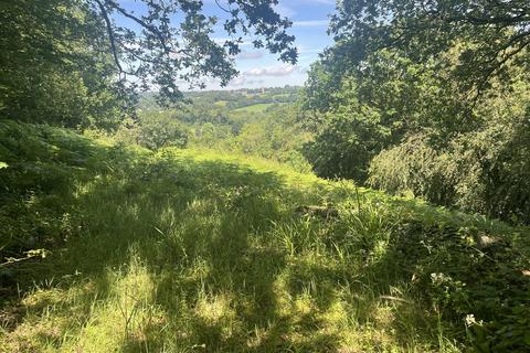 Studio, in Middlewood, £25,000