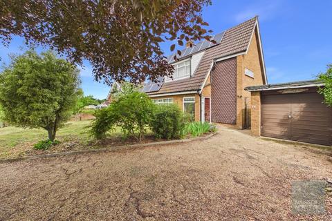 3 bed property, in Kings Dam, £395,000