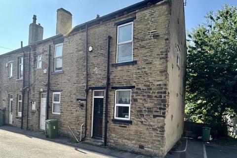 2 bed property, in South View, £73,000