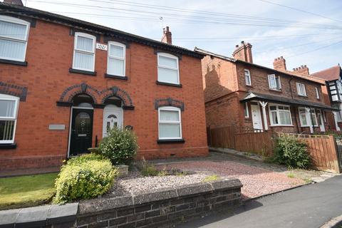 2 bed property, in Wrexham Road, £210,000