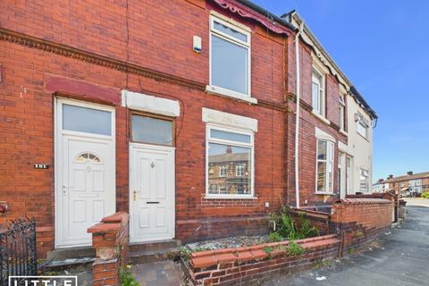 2 bed property, in Nutgrove Road, £120,000