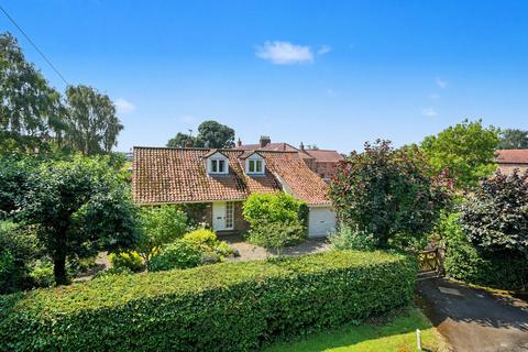 4 bed property, in York YO26, £625,000