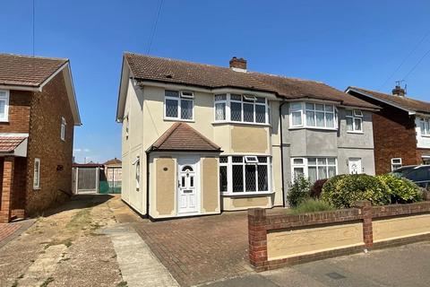3 bed property, in Simpson Road, £450,000