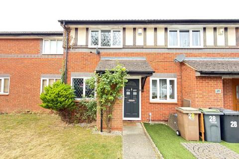 2 bed property, in Rookery Drive, £270,000