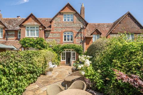 3 bed property, in Pound Road, £1,200,000
