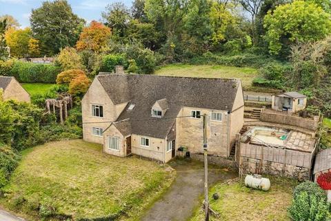 3 bed property, in Chedworth, £635,000