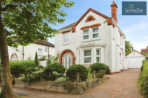 3 bed property, in Welholme Avenue, £299,950