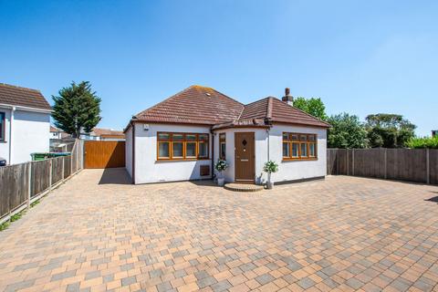 3 bed property, in Boundary Road, £900,000