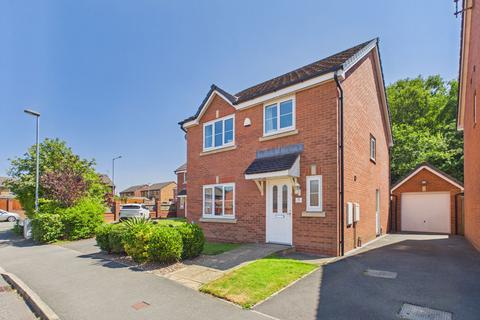 4 bed property, in Bilberry Grove, £300,000
