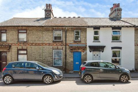 3 bed property, in Queens Road, £290,000