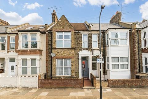 3 bed property, in Harley Road, £700,000