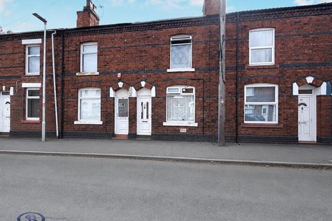 2 bed property, in Ramsbottom Street, £77,500