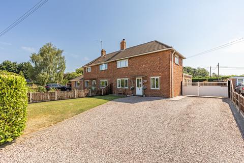 3 bed property, in Beautiful Family Home in Terrington St. Clement, £300,000