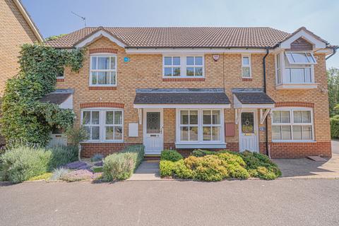 2 bed property, in Corbetts Close, £335,000
