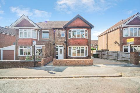 4 bed property, in Grosvenor Gardens, £525,000