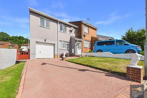 3 bed property, in Borough Road, £240,000