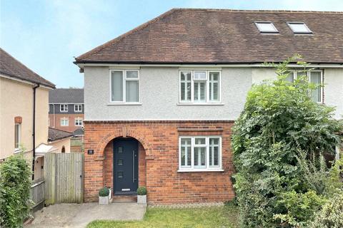 3 bed property, in Henley Road, £585,000