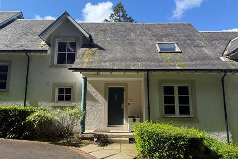 2 bed property, in Duchally Estate, £130,000