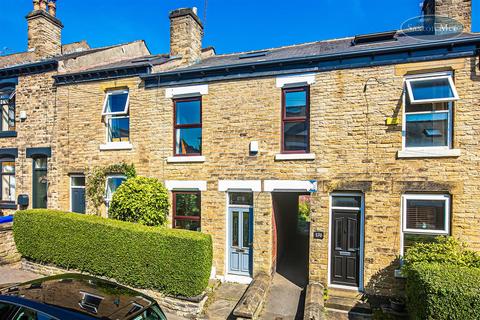 3 bed property, in Industry Street, £250,000