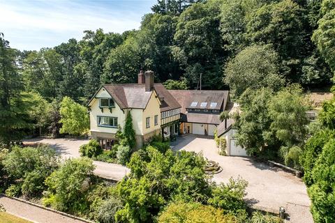 5 bed property, in Cunnery Road, £1,395,000