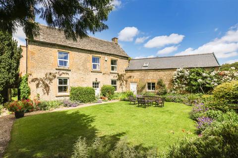 5 bed property, in Amberley, £1,000,000