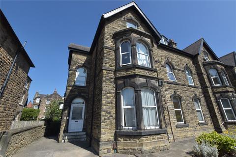 1 bed property, in Flat 3, £70,000