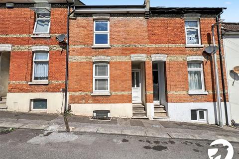 5 bed property, in Otway Street, £250,000