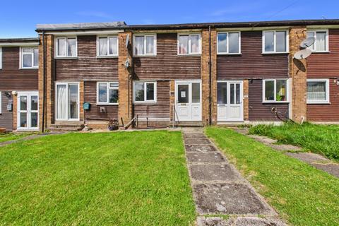 3 bed property, in Gervase Avenue, £100,000