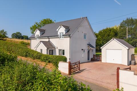 4 bed property, in Llangua, £615,000