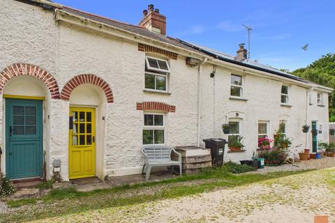 2 bed property, in Goobell, £335,000