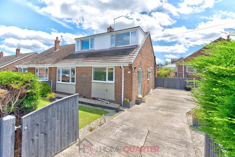 3 bed property, in Malborough Croft, £250,000