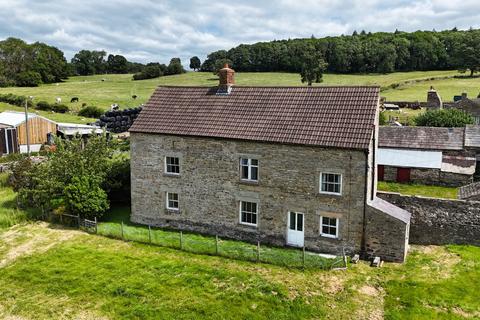 4 bed property, in Old Hall, £500,000