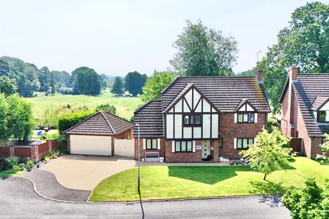 3 bed property, in Moorhouse Court, £582,500
