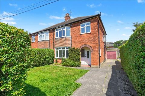 3 bed property, in St. Leonards Road, £350,000