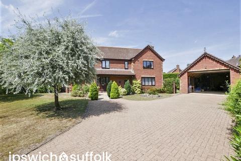 5 bed property, in Hadleigh Road, £700,000