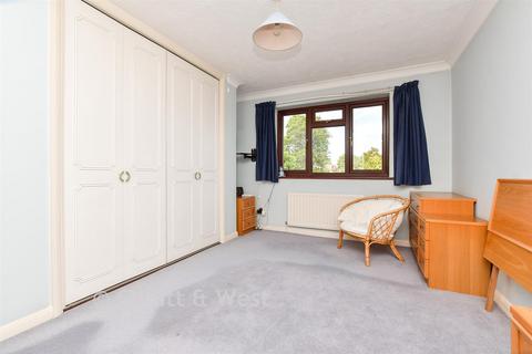 3 bed property, in Corrib Drive, £550,000