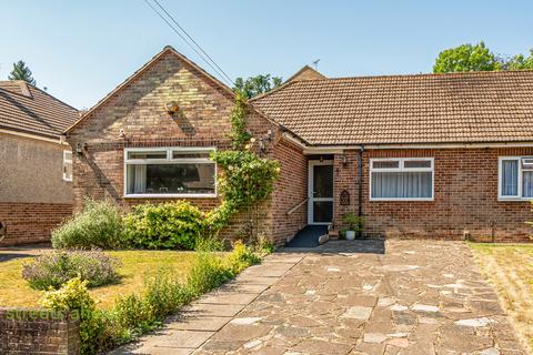 3 bed property, in Caterham Drive, £575,000