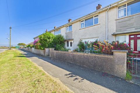 3 bed property, in Brodawel, £180,000