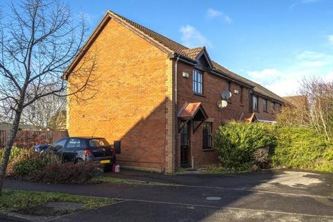 2 bed property, in Frys Hill, £325,000