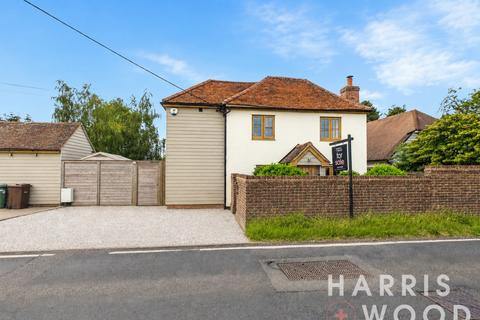 3 bed property, in Halstead Road, £550,000