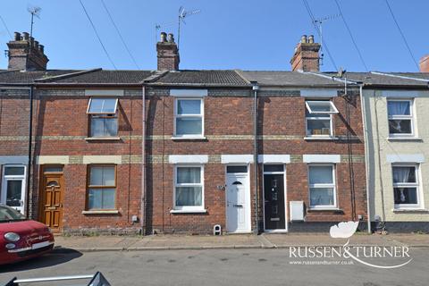 2 bed property, in Archdale Street, £125,000