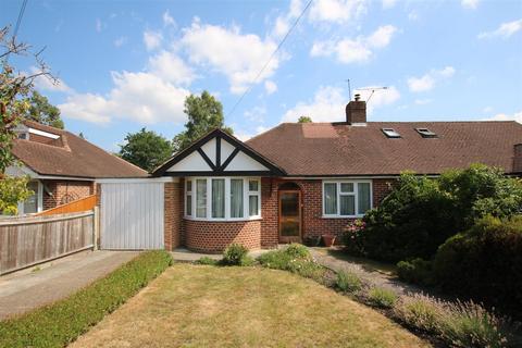 2 bed property, in Cannon Grove, £525,000