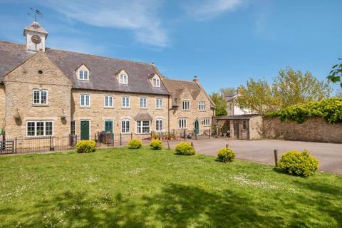 1 bed property, in Walkers Barn, £180,000