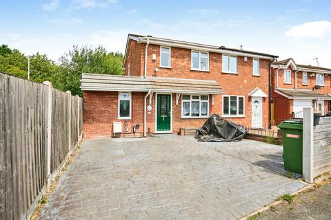 4 bed property, in Hawkswell Drive, £260,000