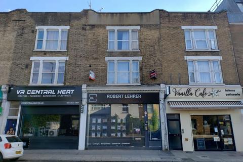 4 bed property, in Flat 3, £365,000