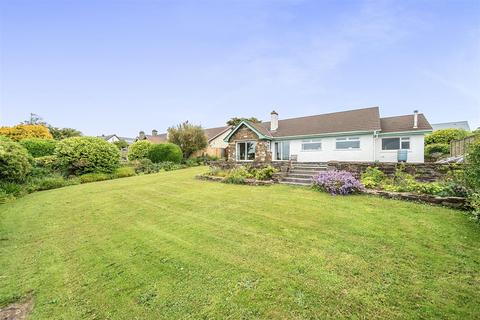 3 bed property, in Lamanva, £495,000