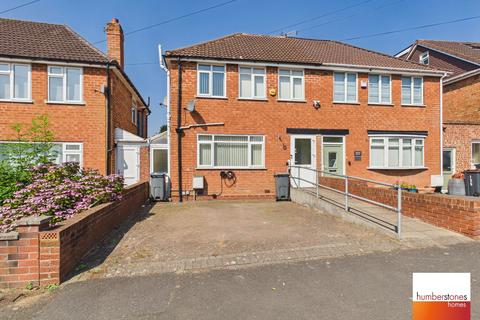 3 bed property, in Worlds End Lane, £250,000