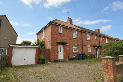 3 bed property, in Melton Avenue, £100,000