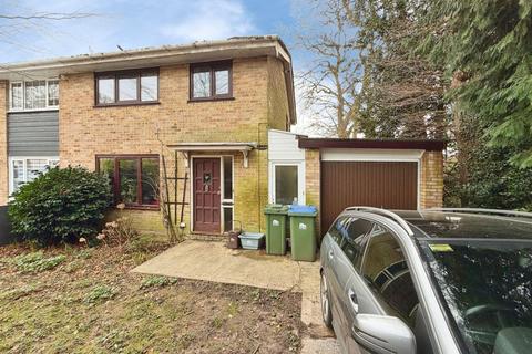 3 bed property, in Dunvegan Drive, £225,000